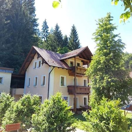 Gasthof Restaurant Jamas Hotell Pottenstein Eksteriør bilde